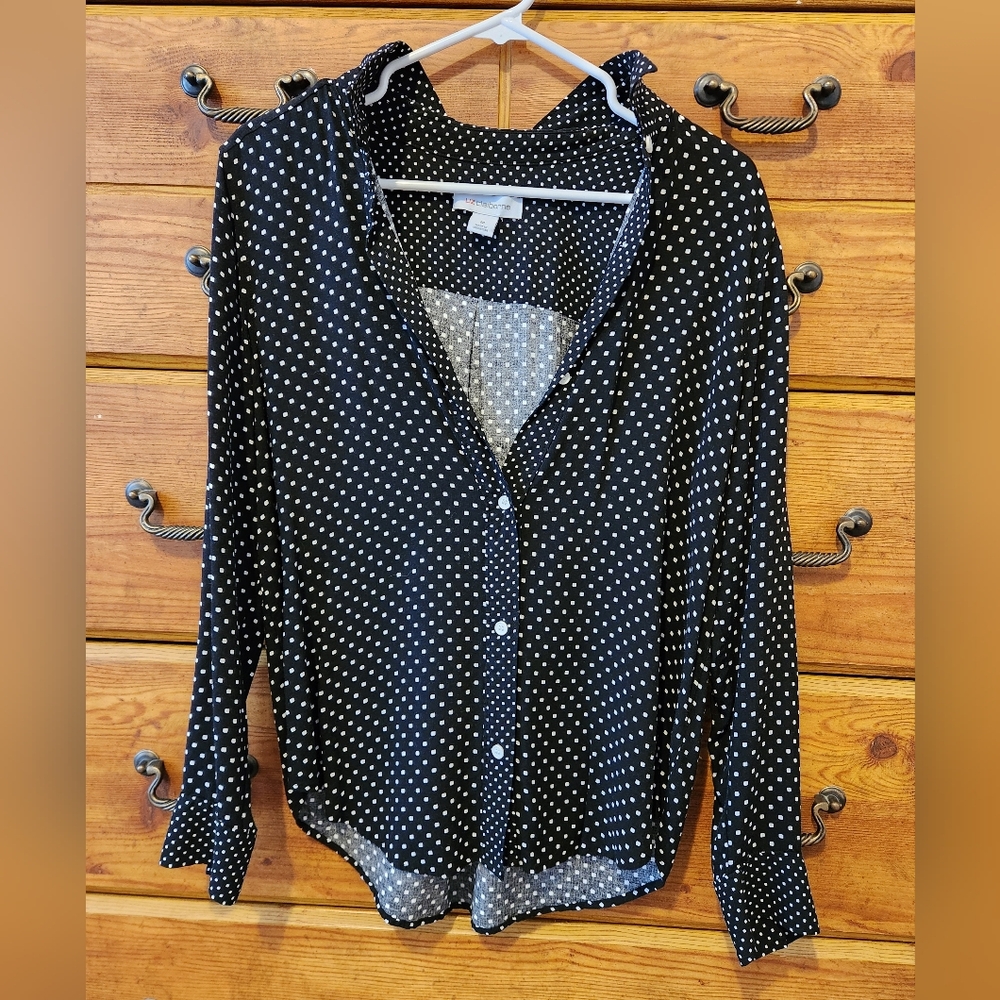 Liz Claiborne Black and White Polka Dot Button Down Shirt